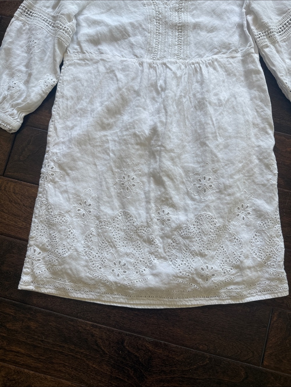 Tommy Bahama White Eyelet Linen Tunic Dress Swimsuit Cover-Up - Picture 3 of 5